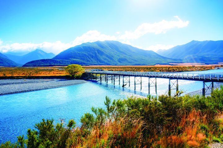 紐西蘭-基督城至格雷茅斯 TranzAlpine 火車沿途美景。 圖:shutterstock/來源