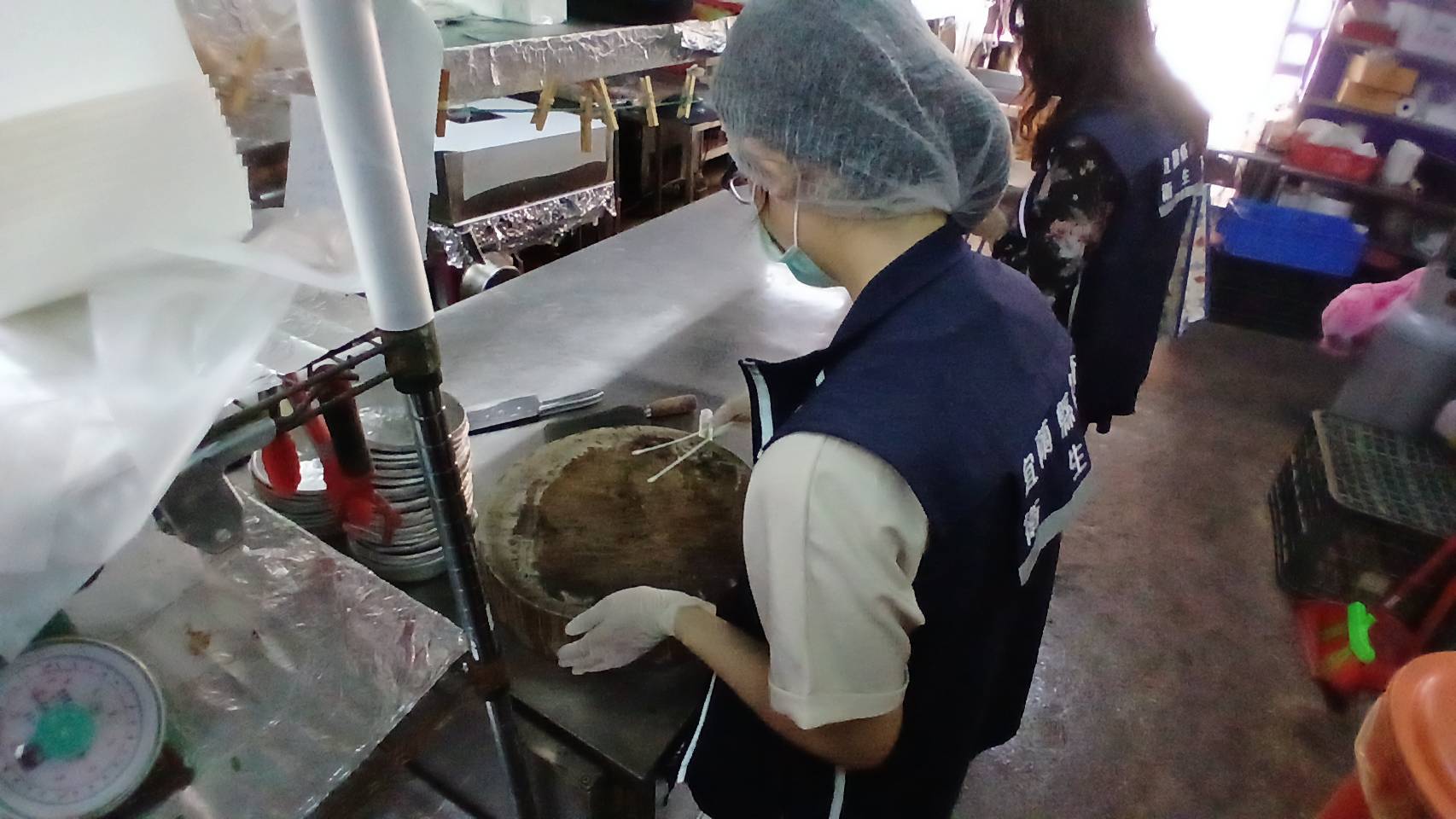 又一起疑似食物中毒!家族19人用餐11人出現不適症狀 - https://www.watchmedia01.com