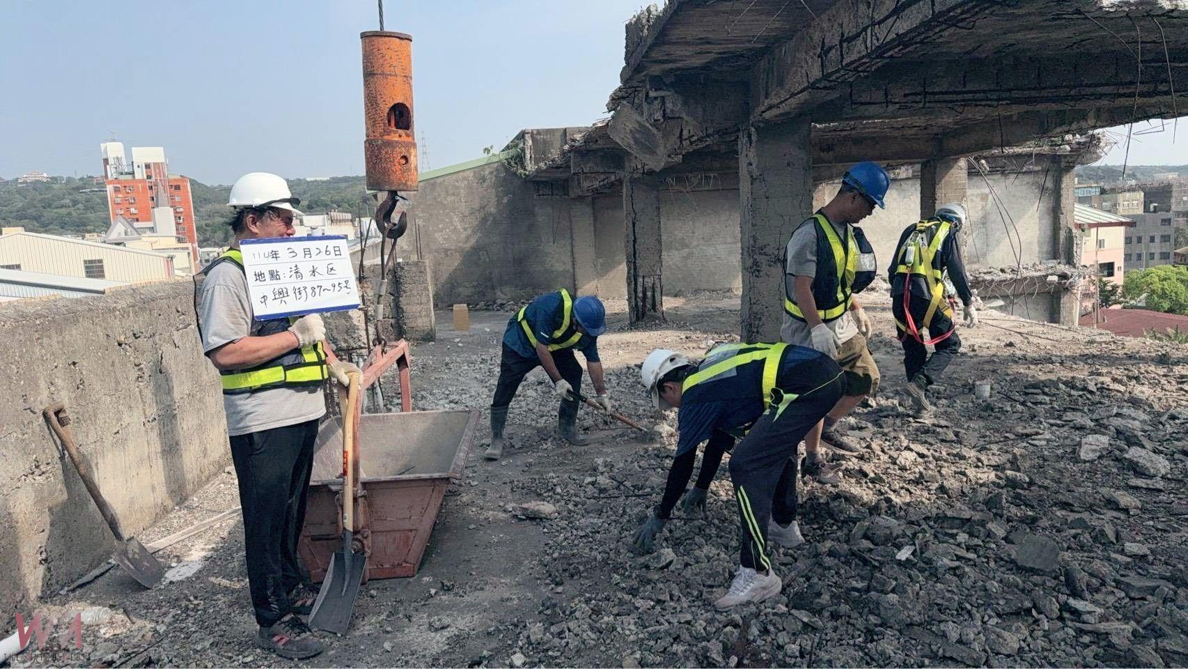 清水老舊建物塌陷物清除中 中市都發局再邀3大公會評估結構安全、將依規評估釐清 - https://www.watchmedia01.com