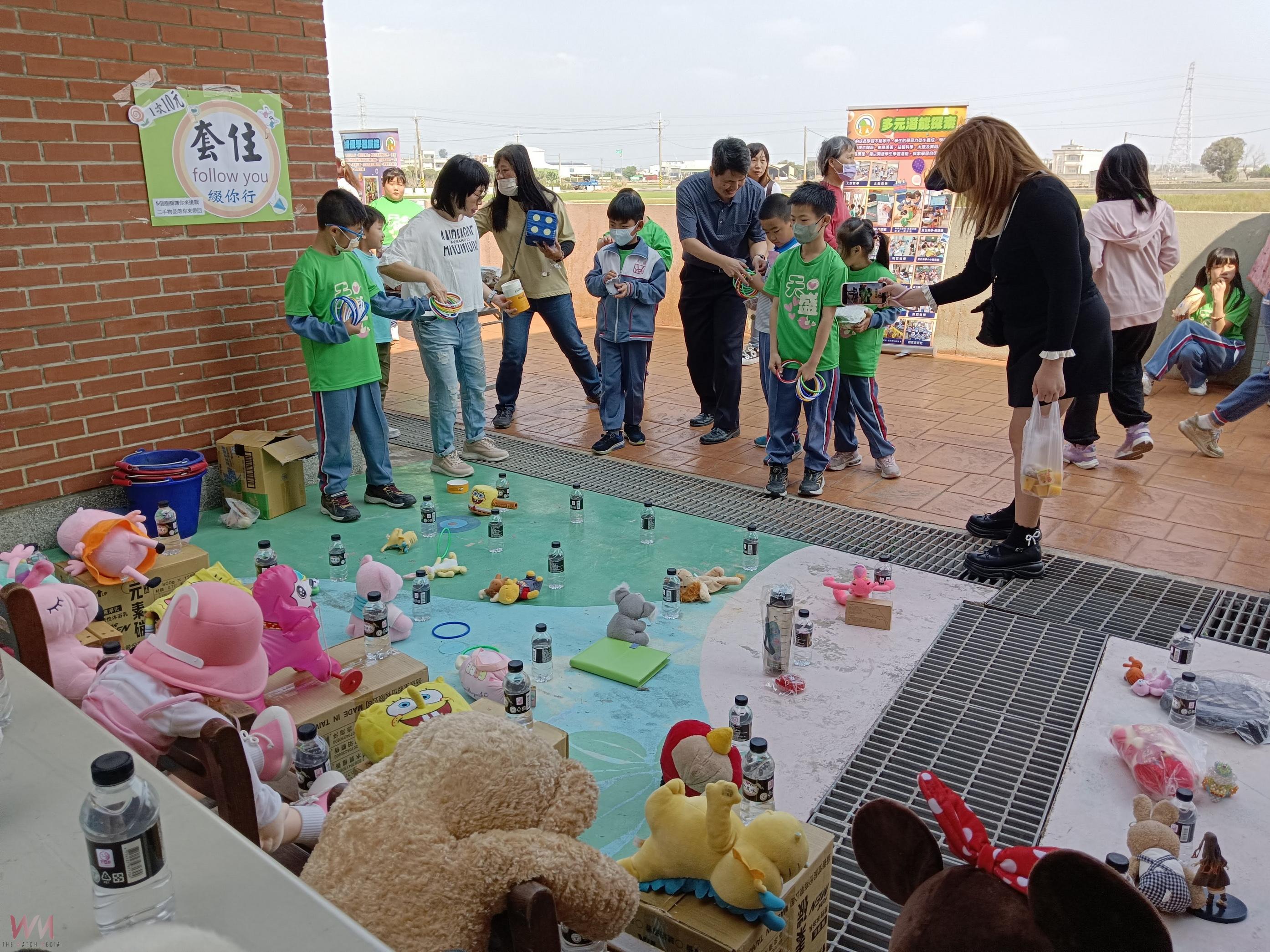 (有影片)/不塑市集、愛心義賣 天盛國小兒童節辦環保與公益活動 - https://www.watchmedia01.com