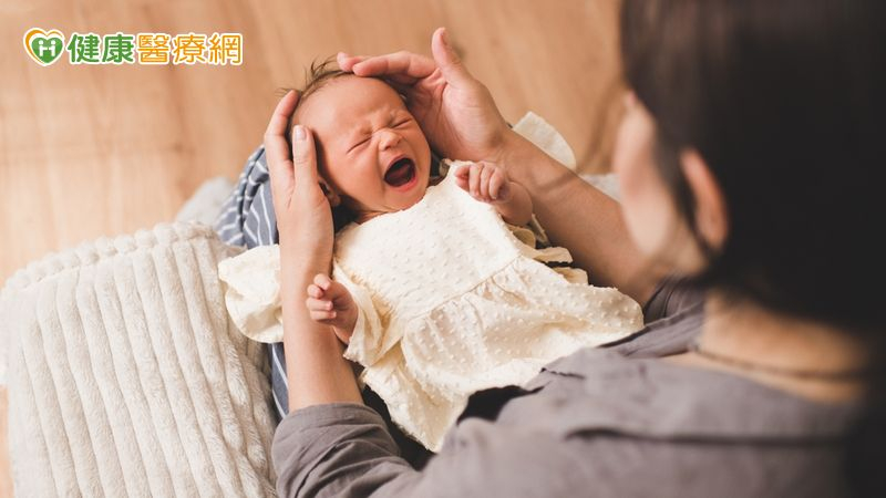 病毒齊發旺季!嬰幼兒「哭卻沒有眼淚」 醫籲:口服疫苗保平安