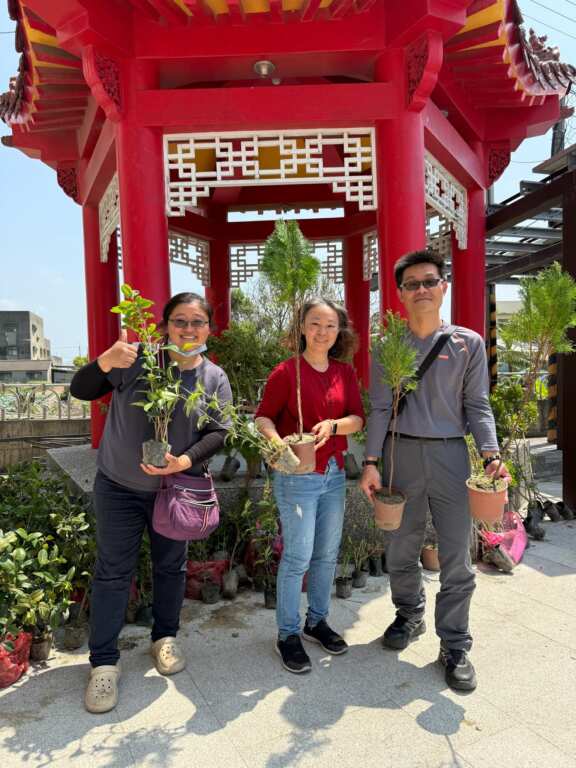 3b3db04c74ed1325dcf01105f9f0fe1b適逢3月植樹月推出免費贈送樹苗。(記者廖承恩翻攝)