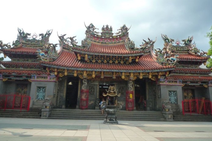 景福宮人行道整建引發積水爭議 桃議員籲市府正視 61 1743050292880