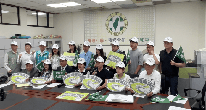 罷免連署衝刺中 桃園民進黨議員服務處設連署站 48 S 91988003 0