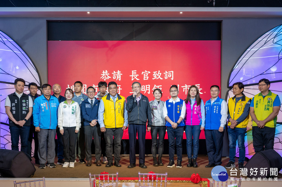 王副市長感謝桃園市家長會長協會對桃園教育的貢獻。<br /><br /> <br /><br />