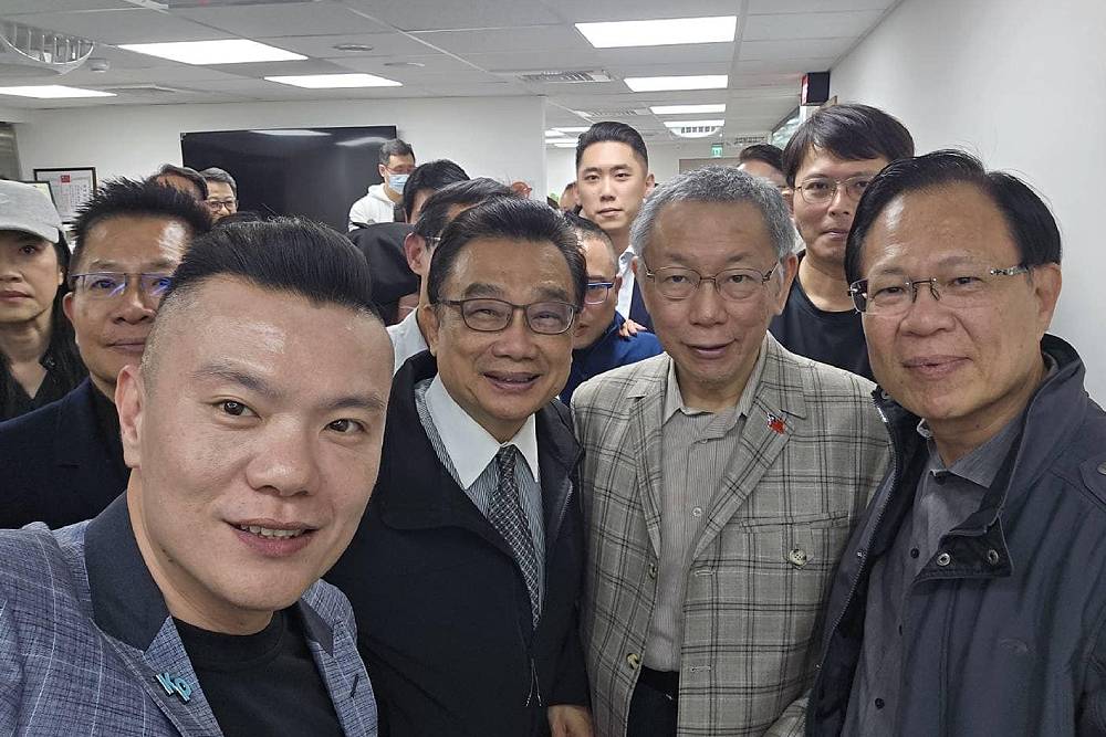 民眾黨「退職聲明書」語意不清周榆修道歉 江和樹:勿傷黨核心 228 民眾黨「退職聲明書」語意不清周榆修道歉 江和樹:勿傷黨核心 227