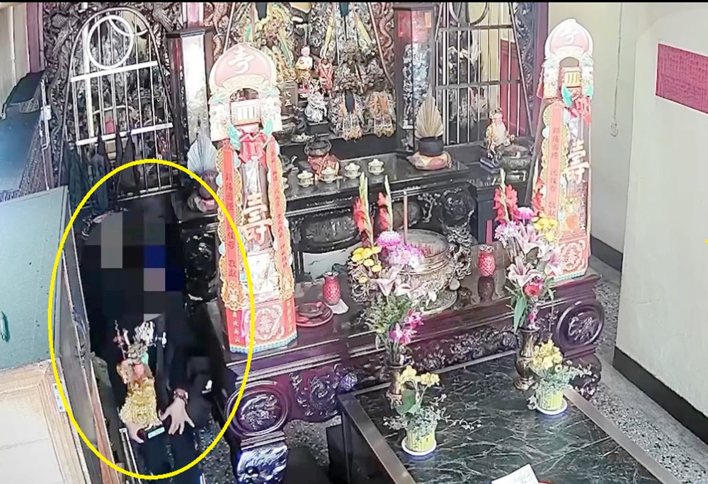 街友抱走三太子「神遊」 警調百支監視器三峽宮廟尋回 229 248250328a01