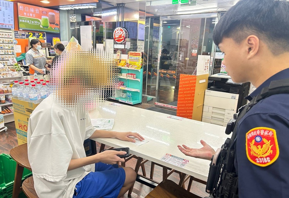 女網友自稱混黑幫 高雄男險遭詐購買遊戲點數 225 248250328a09