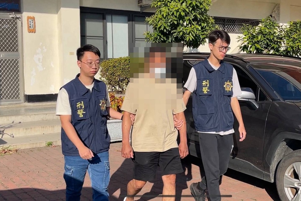 掃墓燒金紙火燃雜草 涉毀軍事掩體觸公共危險被逮 200 cnews204250328a08