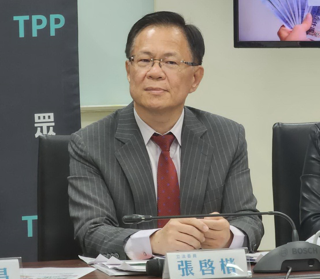 張啓楷指出,追根究底,台電的財務虧損,就是一個填不滿的黑洞。(圖/張啓楷國會辦公室)