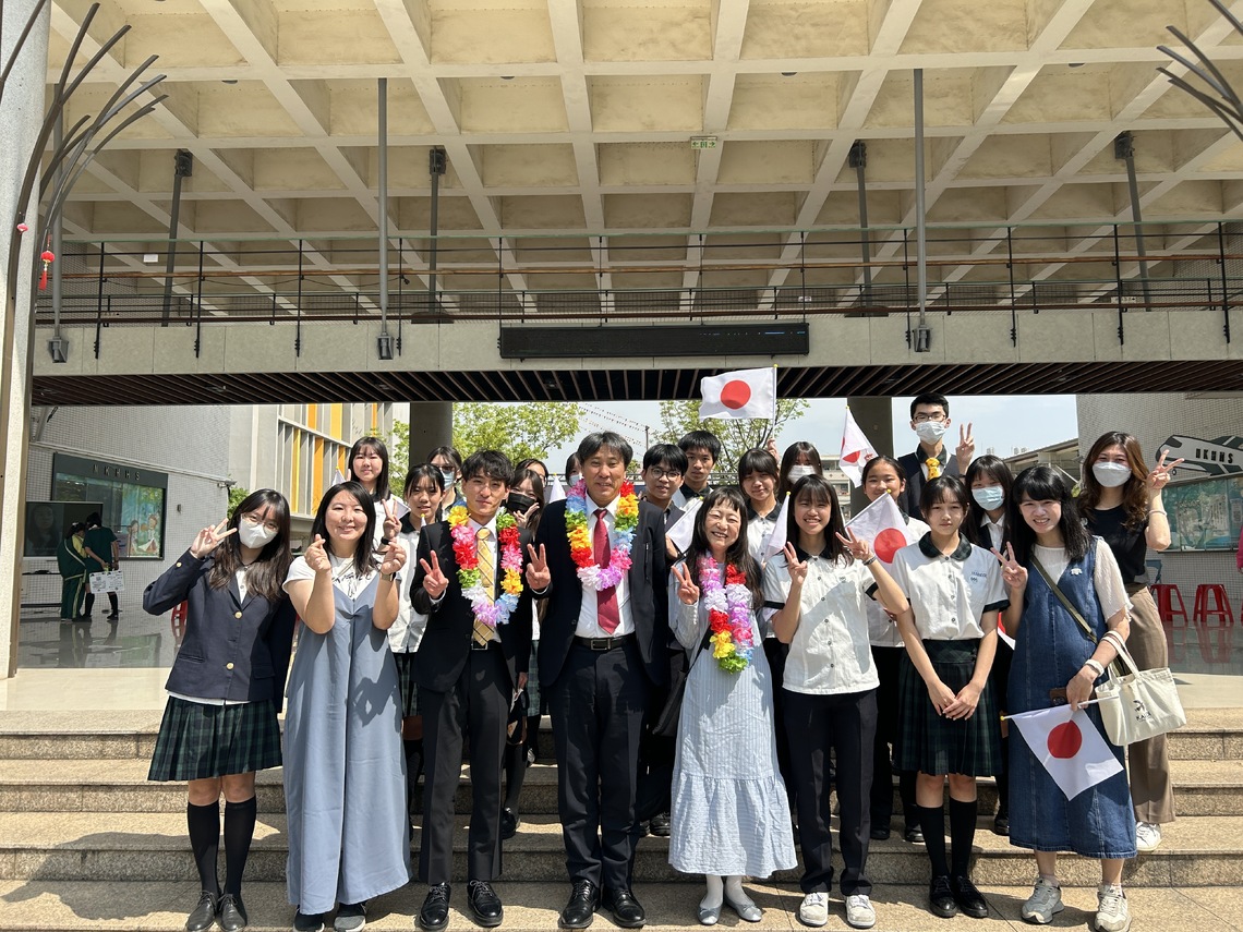 漾新聞|高餐大附中20週年成果展「行·影·香·穗」精彩貳拾