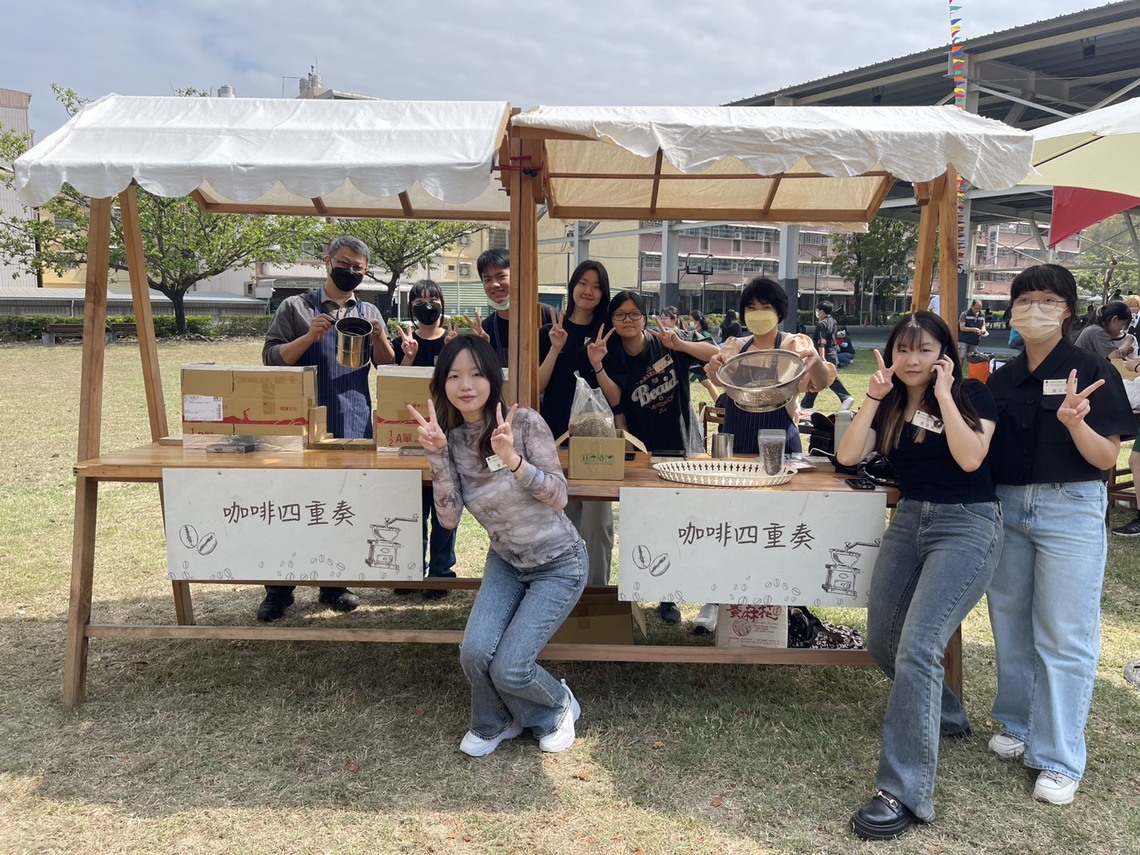 高餐大附中20週年成果展「行·影·香·穗」精彩貳拾