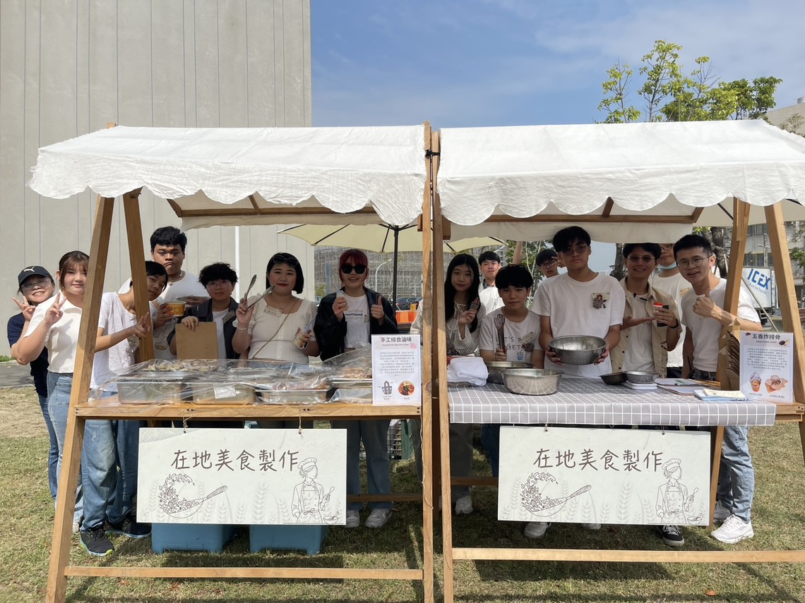 高餐大附中20週年成果展「行·影·香·穗」精彩貳拾