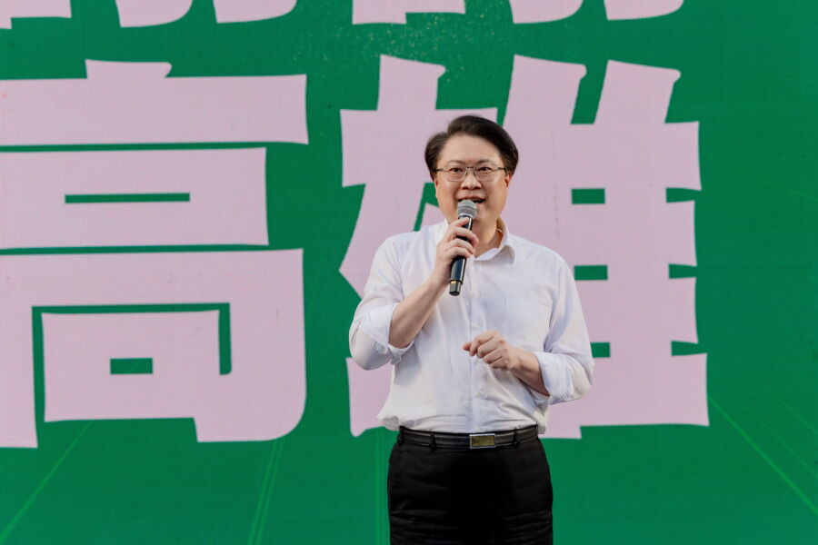 圖/民進黨秘書長林右昌表示,中共的野心不是台灣,而是全世界,中國現在是世界和平的麻煩製造者。(民進黨提供)