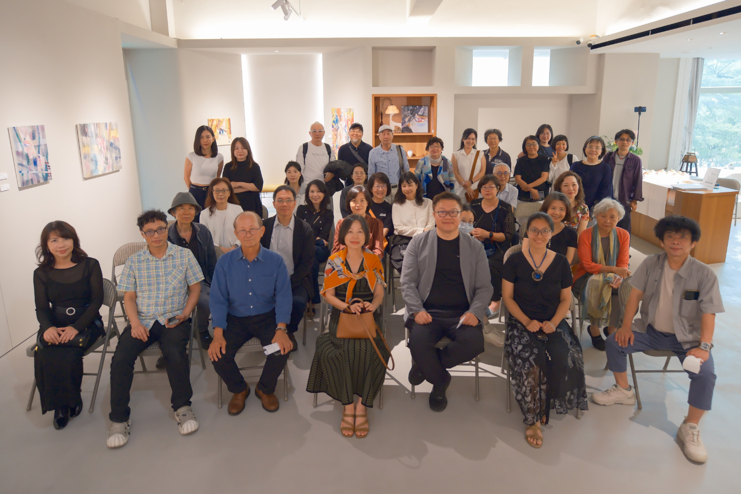 高雄現代畫學會聯展:邊陲的中央