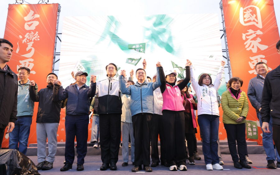 圖／「人民是頭家」新北場於板橋第二運動場舉行。（民進黨提供）