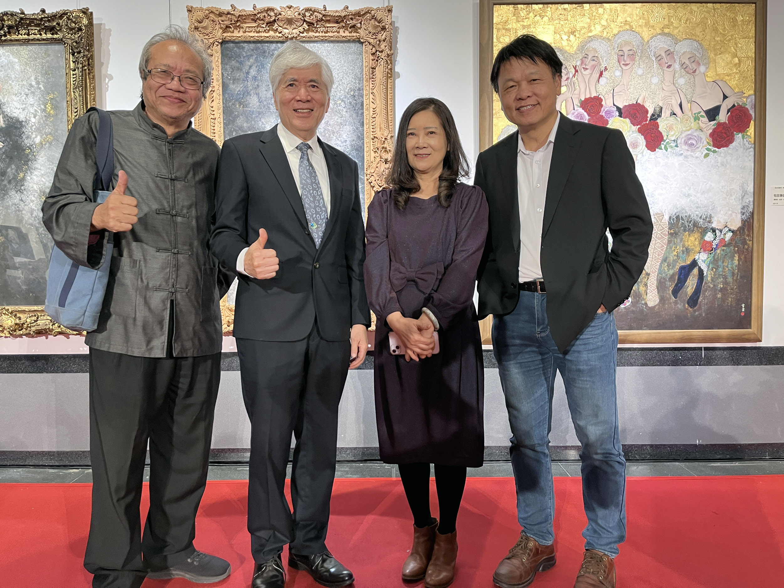 圖 文化局副局長曾能汀-右1-代表出席林宣余-右2-開幕活動 記者王偉翻攝