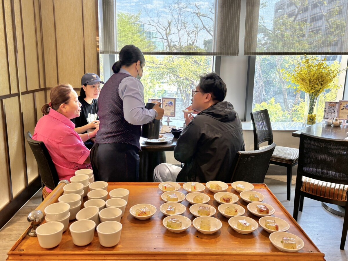 ▲高雄翰品酒店將房客早餐地點移至港都茶樓，精心設計的港式早茶菜單，還包含多款限時限量甜點。（圖/高雄翰品酒店提供）