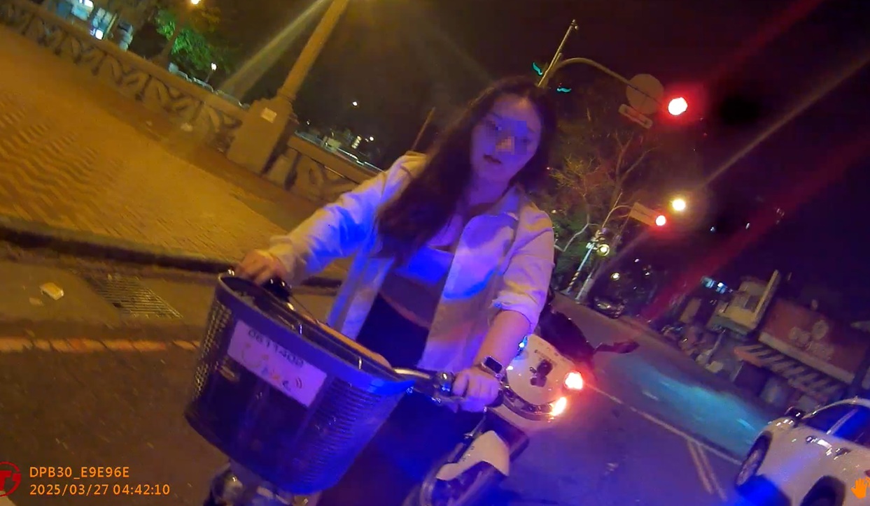 ▲圖說：女子酒後騎腳踏車遭警方攔查，驚呼不知酒後騎自行車亦屬違規 （圖／台中市政府 提供）