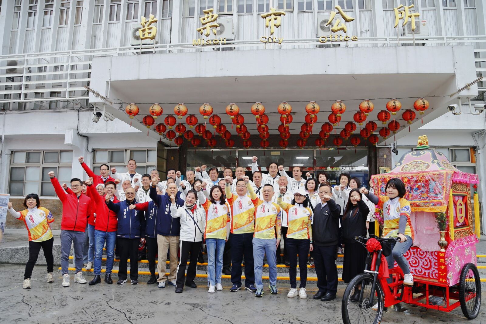 苗栗鐵馬進香瘋媽祖全面升級 余文忠感謝陳仁杰、市代們鼎力支持 226 苗栗鐵馬進香瘋媽祖全面升級 余文忠感謝陳仁杰、市代們鼎力支持 225