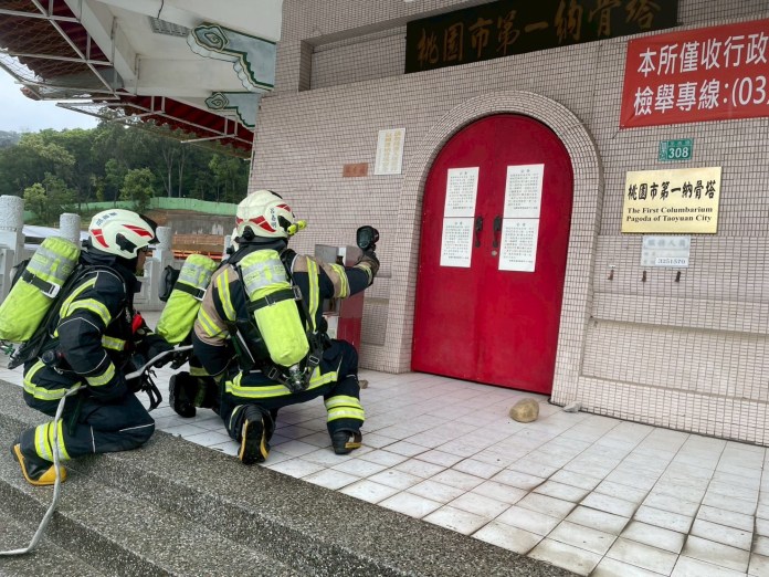 桃消大有分隊墓地火警演練登場 超前部署救災能量 70 S 30072881 0