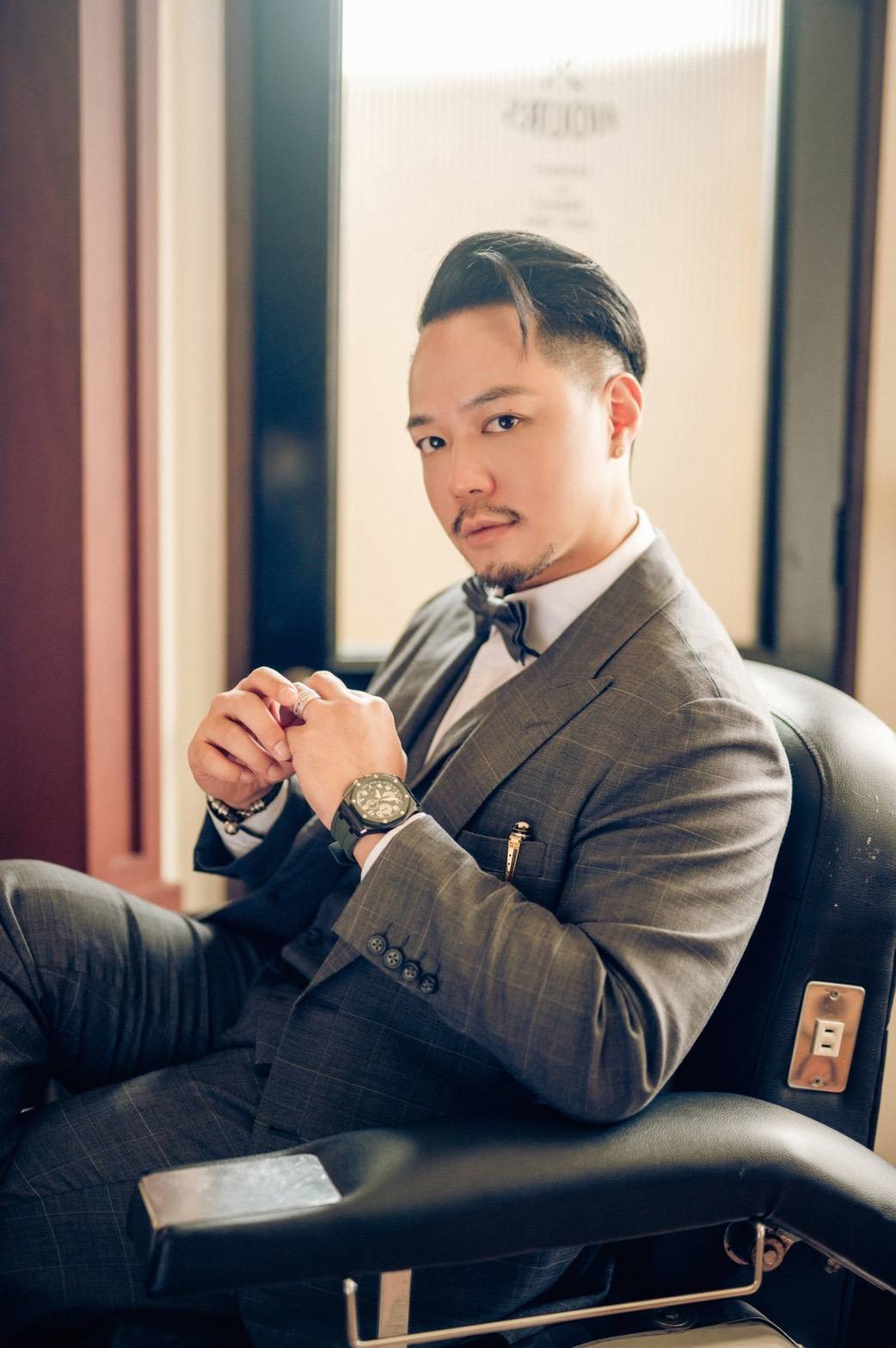 游登傑作為寬頻房訊新一代掌舵者，憑藉其敏銳的市場洞察力與資源整合能力，成為推動士林官邸轉型的關鍵人物。（翻攝自臉書）