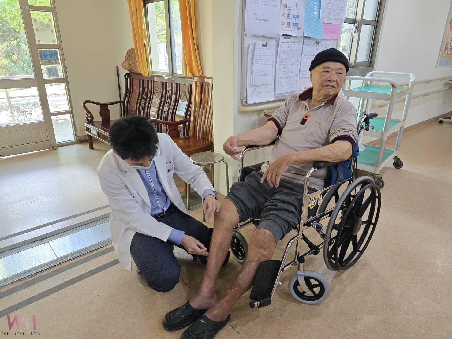 （有影片）／彰化榮家推「走動式診療」　行動不便長者免出門看中醫