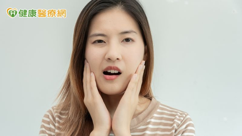 將無用智齒變成功能性牙齒! 「導航植牙」助31歲女重獲健康牙齒