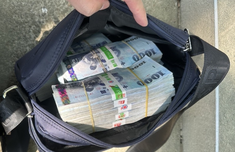 網戀暈船網婆介紹淪車手 警逮2嫌查扣百萬元現金 223 CNEWS204250401a08