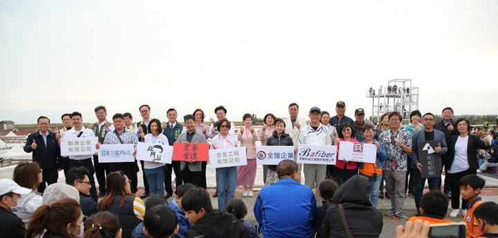 營造鹽業文化盛宴!張正傑大提琴奏響百年鹽田 全臺首場鹽田古典音樂會震撼登場