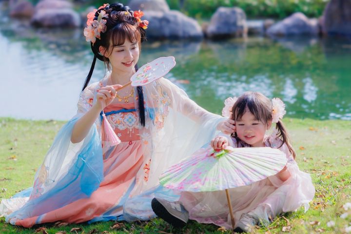親子漢服體驗。 圖:成美文化園/提供