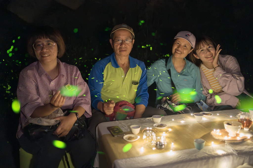 ▲鹿谷鄉竹林社區以在地特色茶席文化體驗與生態導覽解說，推出「螢河茶席」體驗（資料照/小半天休閒農業區提供）