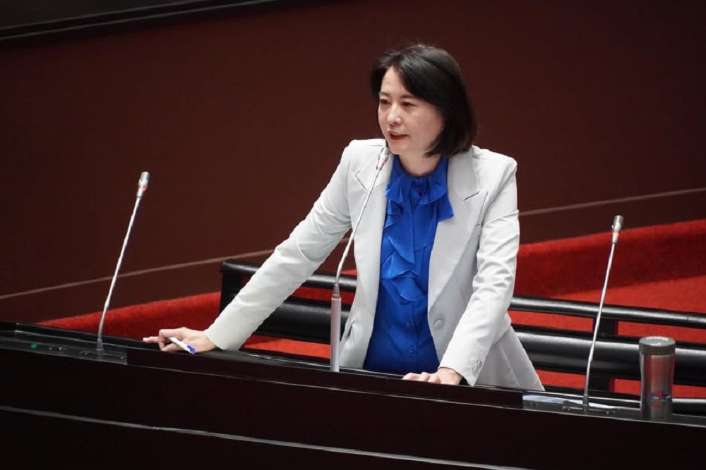 游錫堃前助理疑遭中共滲透　王鴻薇揭露：共諜還推大罷免 213