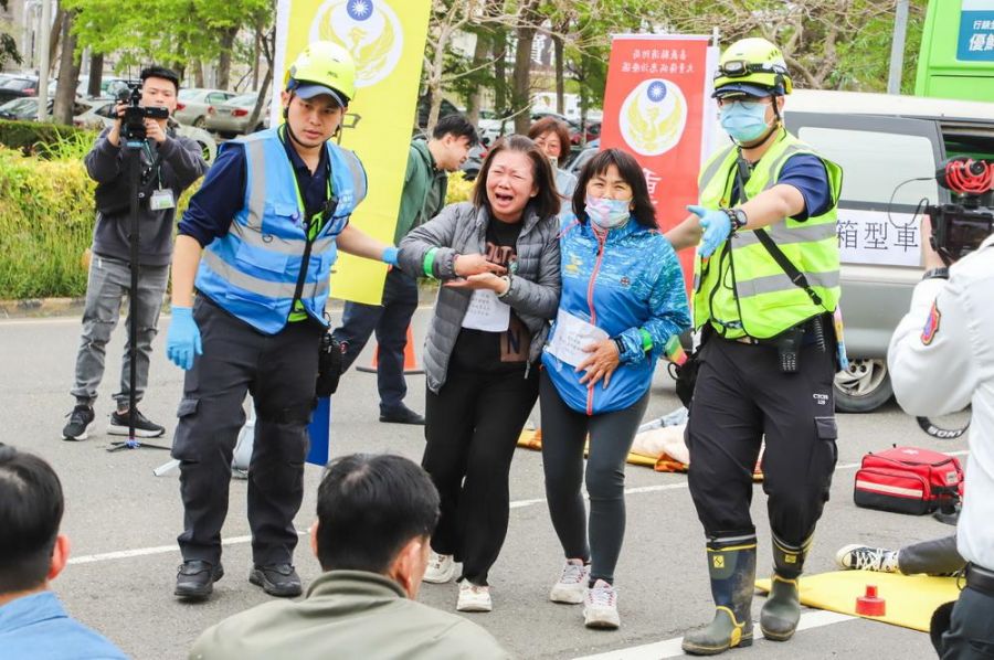 消防局模擬大規模傷病患演練 T-CERT訓練提升應變效能