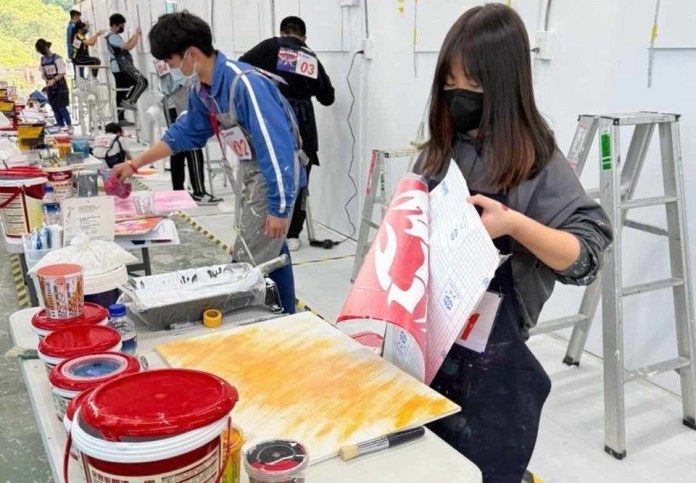 桃竹苗分署選手角逐北區技能競賽 斬獲金銀銅大滿貫 74 S 82165829