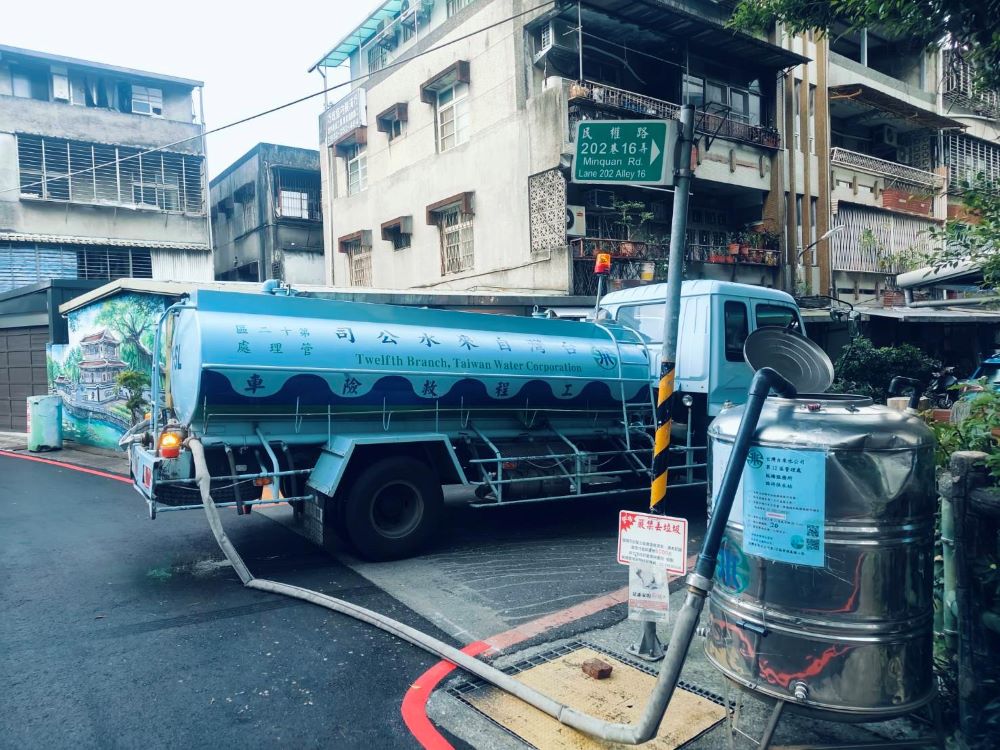 《圖說》水車及供水站示意圖。〈水利局提供〉