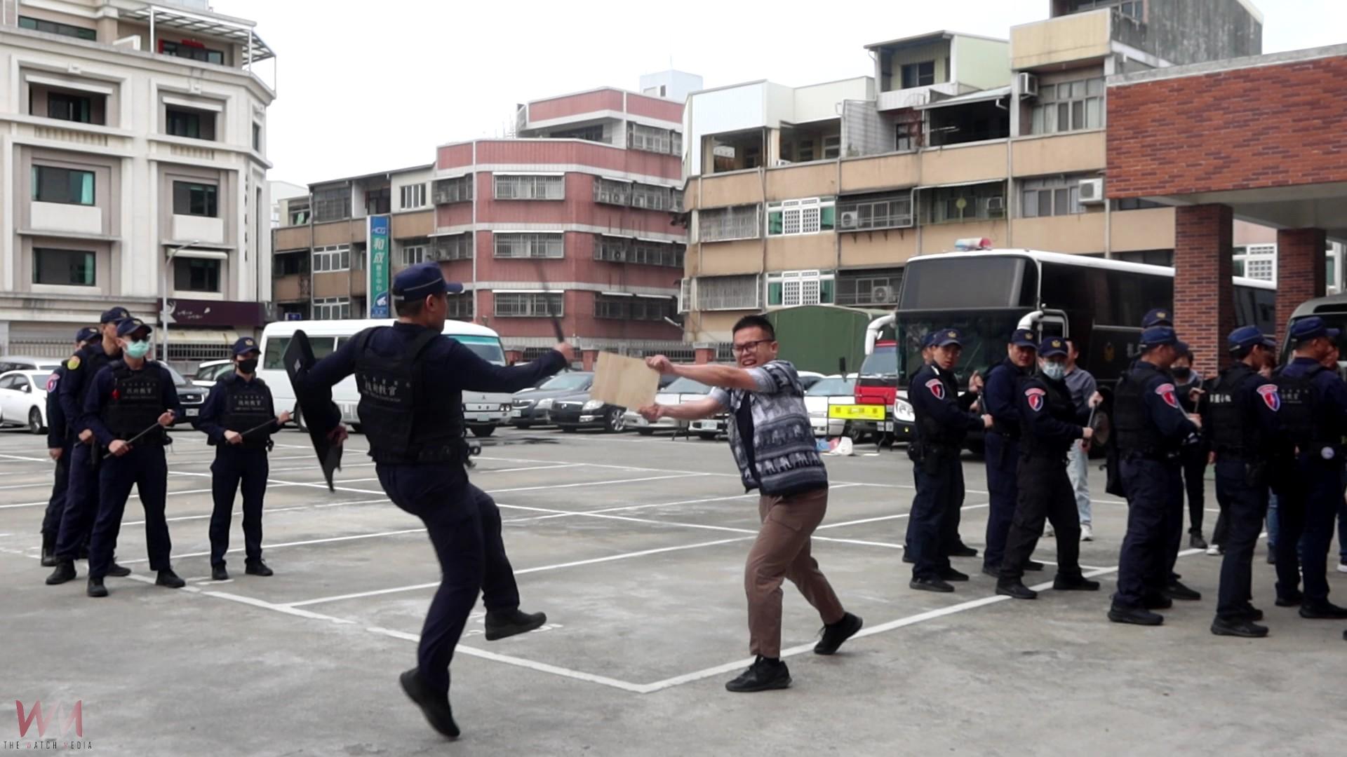 （有影片）／小辣椒快、狠、準　第一線嚴防大甲媽遶境暴力爭轎衝突