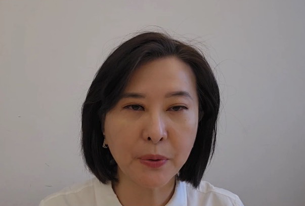 王鴻薇指出，現在美國政府狠狠的對我們採取了32%的懲罰新關稅，難道我們現在的政府又只能說樂觀其成了嗎？到底民進黨政府有對策嗎？(圖／王鴻薇國會辦公室)