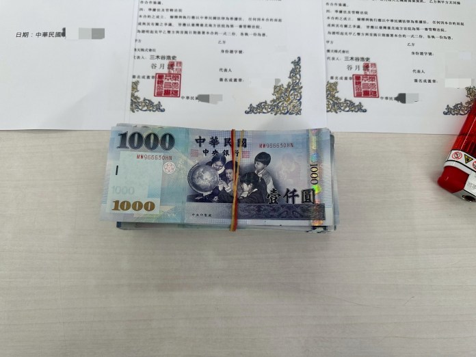 中壢警民密切合作 假投資詐團車手當場被逮 59 IMG 0598 副本 0