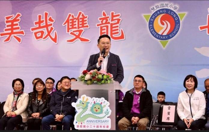 雙龍國小最溫柔的守護者!桃園副市長蘇俊賓手繪圖卡向她致敬 78 293837