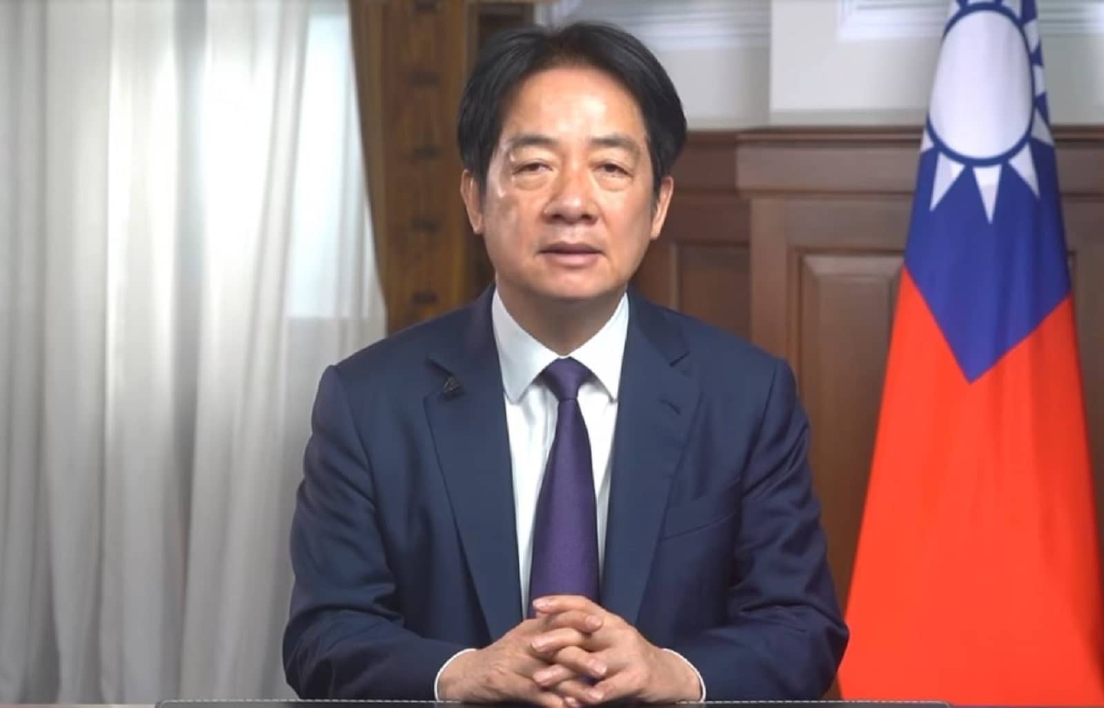 針對總統賴清德因應關稅戰談話,藍委葛如鈞分析認為,政府這幾天表現,顯示內部一團亂。翻攝賴清德臉書