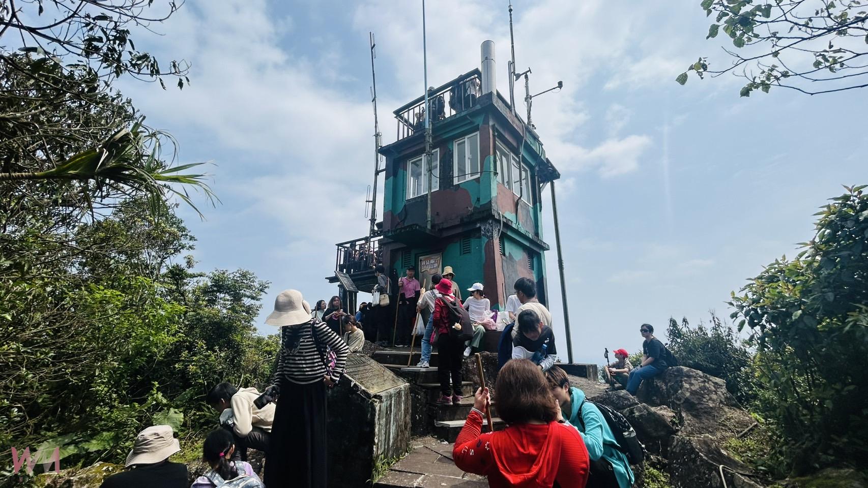 龜山島401高地觀光正夯 集體力與毅力挑戰民眾趨之若鶩 - https://www.watchmedia01.com