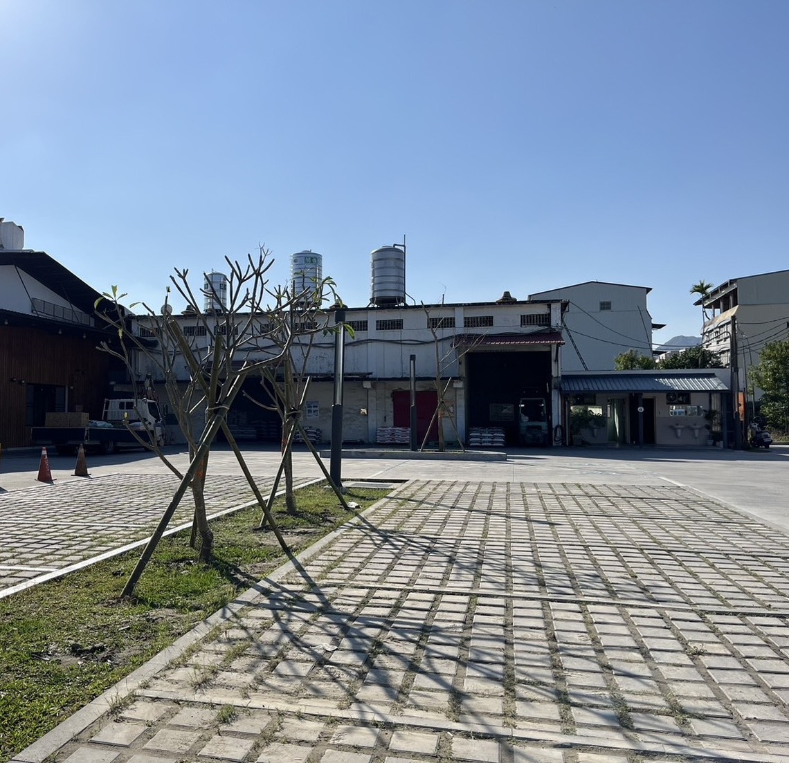 .美濃未來超市前廣場