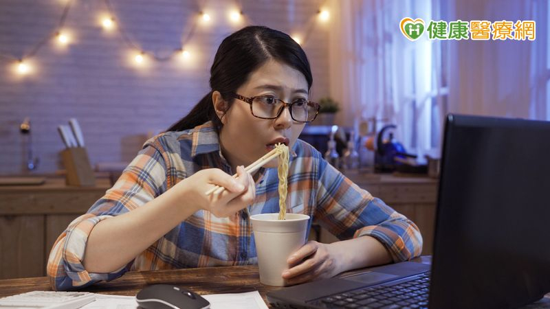 春季濕氣重致白帶分泌更旺盛? 中醫師教你「這樣調養體質」有效改善