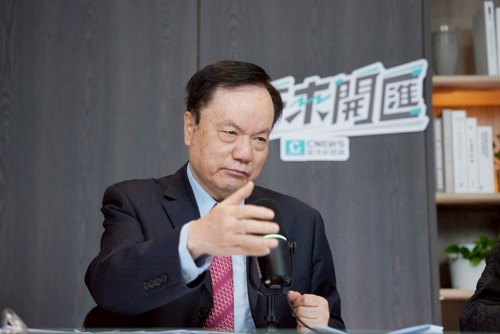 中午來開匯/直言派鄭麗君是「小朋友」去談判 吳思鍾點名張忠謀、宋楚瑜應戰 244 中午來開匯/直言派鄭麗君是「小朋友」去談判 吳思鍾點名張忠謀、宋楚瑜應戰 243