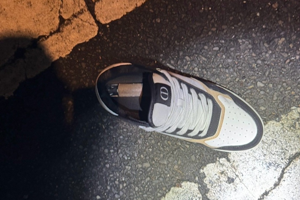 高架道路心虛停車 左腳鞋涉藏毒品依托咪酯電子菸 187 cnews204250408a11