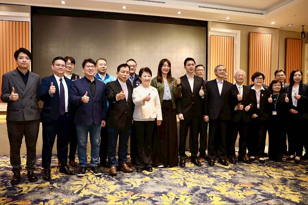大讚賈永婕投資台中101有智慧 廖偉翔唯一憂心是交通衝擊 252 大讚賈永婕投資台中101有智慧 廖偉翔唯一憂心是交通衝擊 251