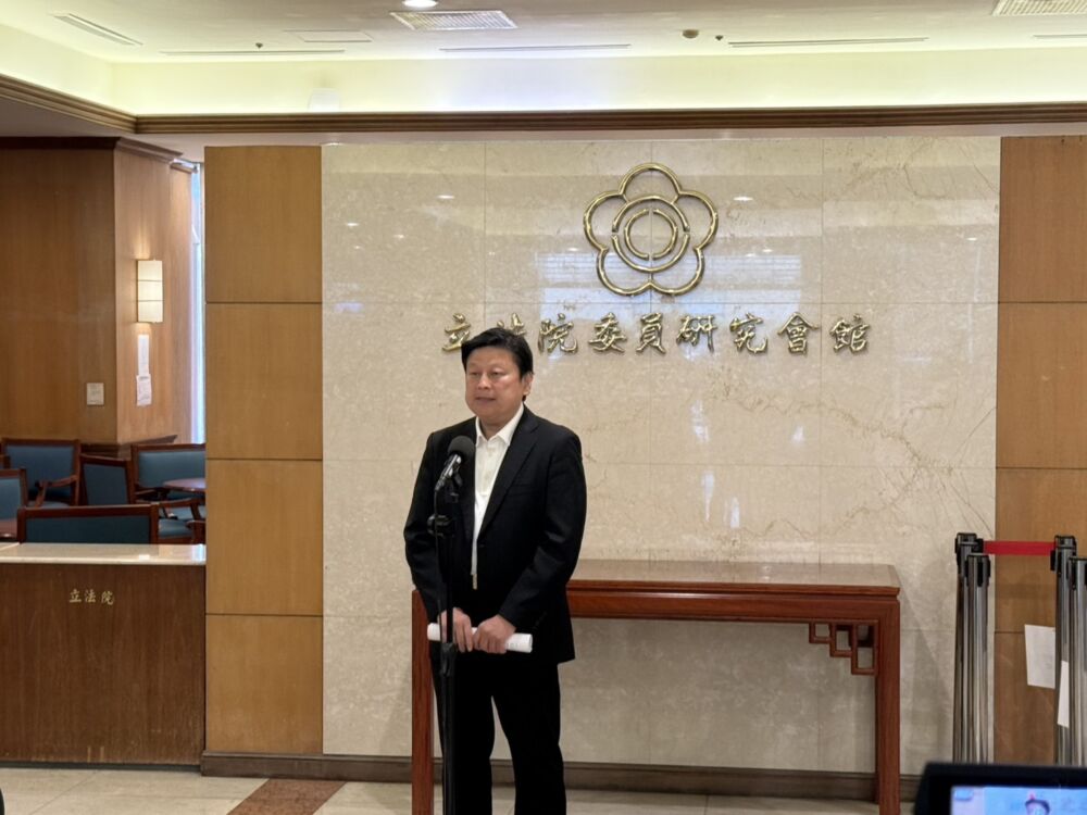 陸配居留補件風暴 傅崐萁:陸委會、移民署要讓人民有所依循 254 陸配居留補件風暴 傅崐萁:陸委會、移民署要讓人民有所依循 253
