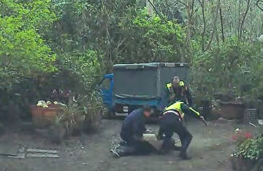 開贓車逃竄 警力跨區圍捕逮47歲酒駕竊嫌 245 cnews204250409a03