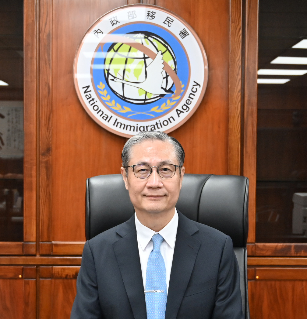 原本預計在今年7月才退休的移民署署長鐘景琨近日驚傳將提早3個月於本月15日退休。(圖/移民署網站)